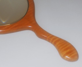 gripped handle hand mirror